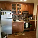 Cozy Fully Furnished Apartment Near Prospect Park & Public Transport
